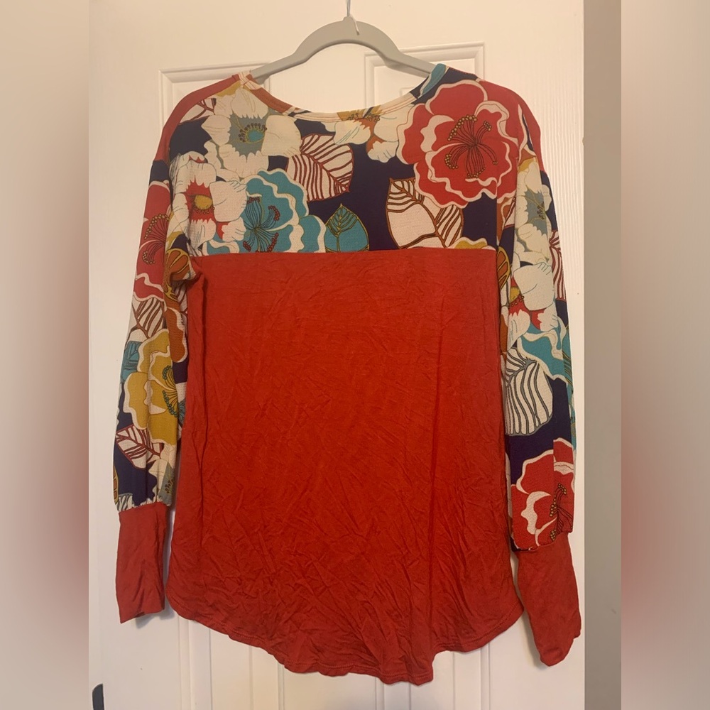 Mai Soli Long Sleeve Floral Sleeve Shirt Top Size MEDIUM